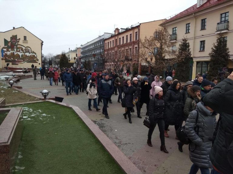 В Бресте – традиционная акция протеста против аккумуляторного завода.