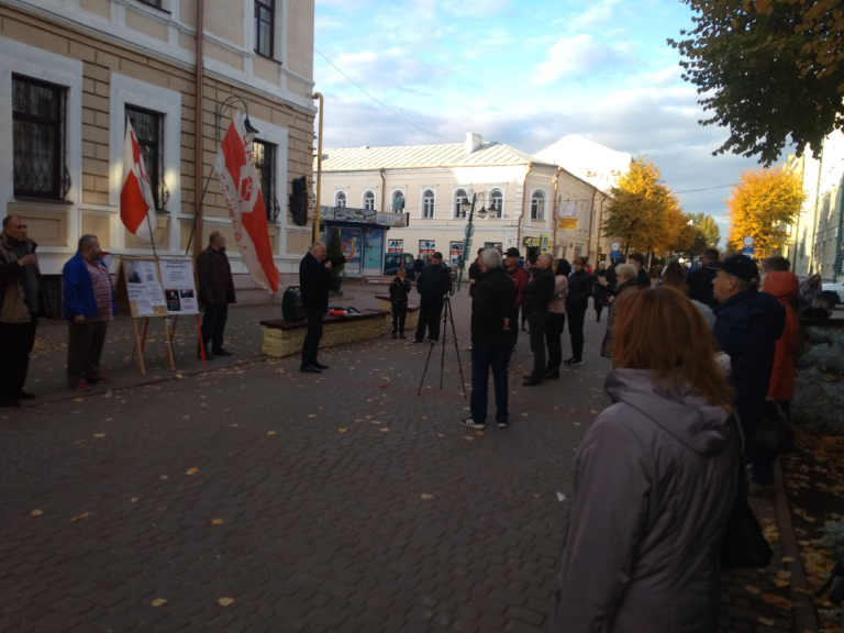 В Могилёве прошла открытая встреча с Николаем Статкевичем